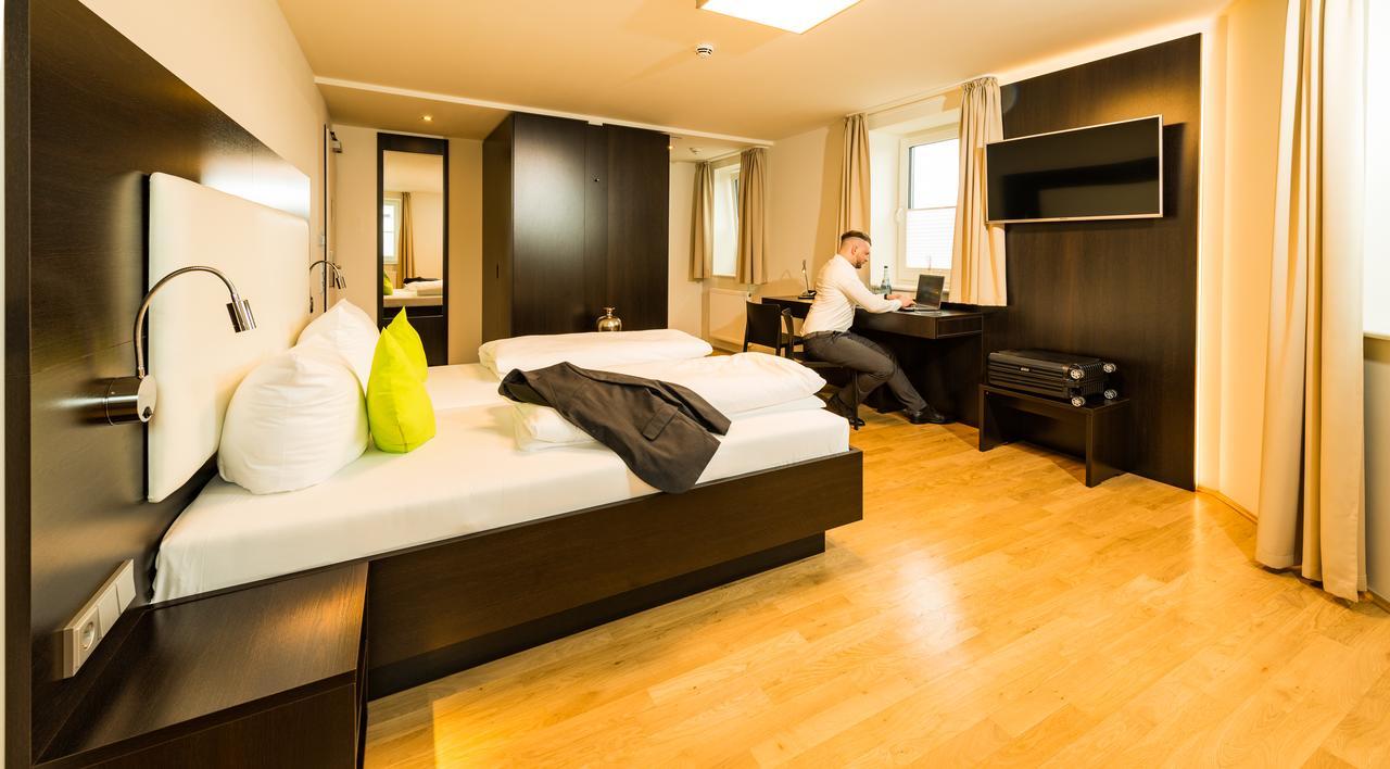 Sevendays Hotel Boardinghouse Mannheim Exteriör bild